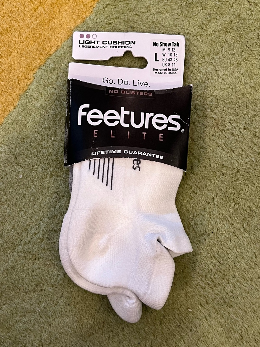Elite Feetures Men's No-Show Tab Light Cushion Socks - White